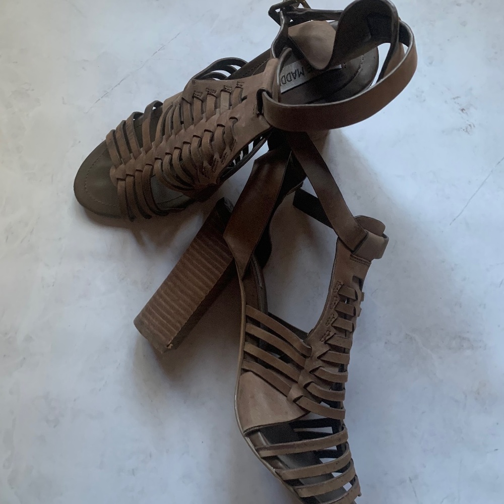 Steve Madden Brown Cage Heel